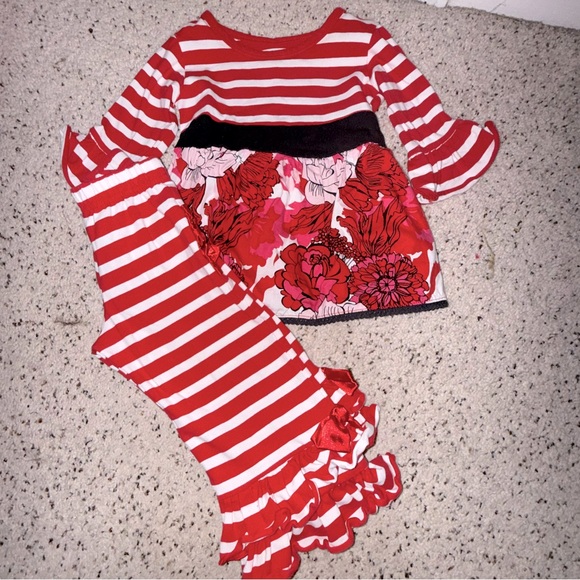 Ruffle Butts Other - Ruffle Butts 2T Matching Set